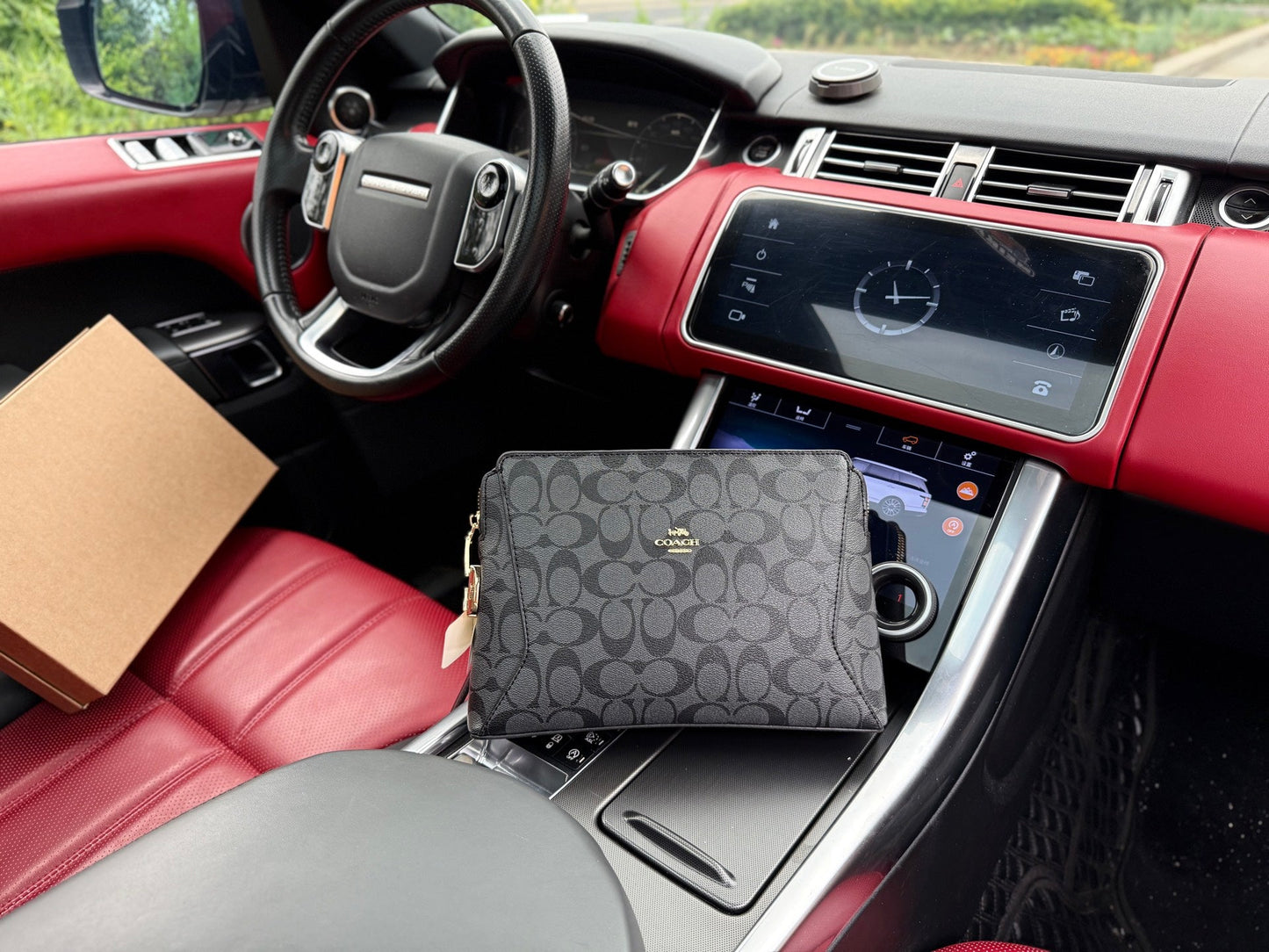 handbag