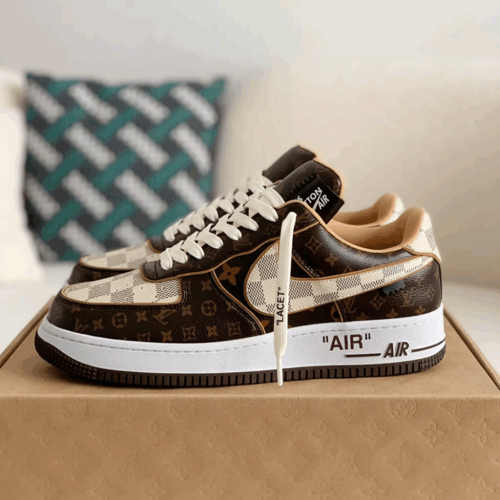 Sneaker