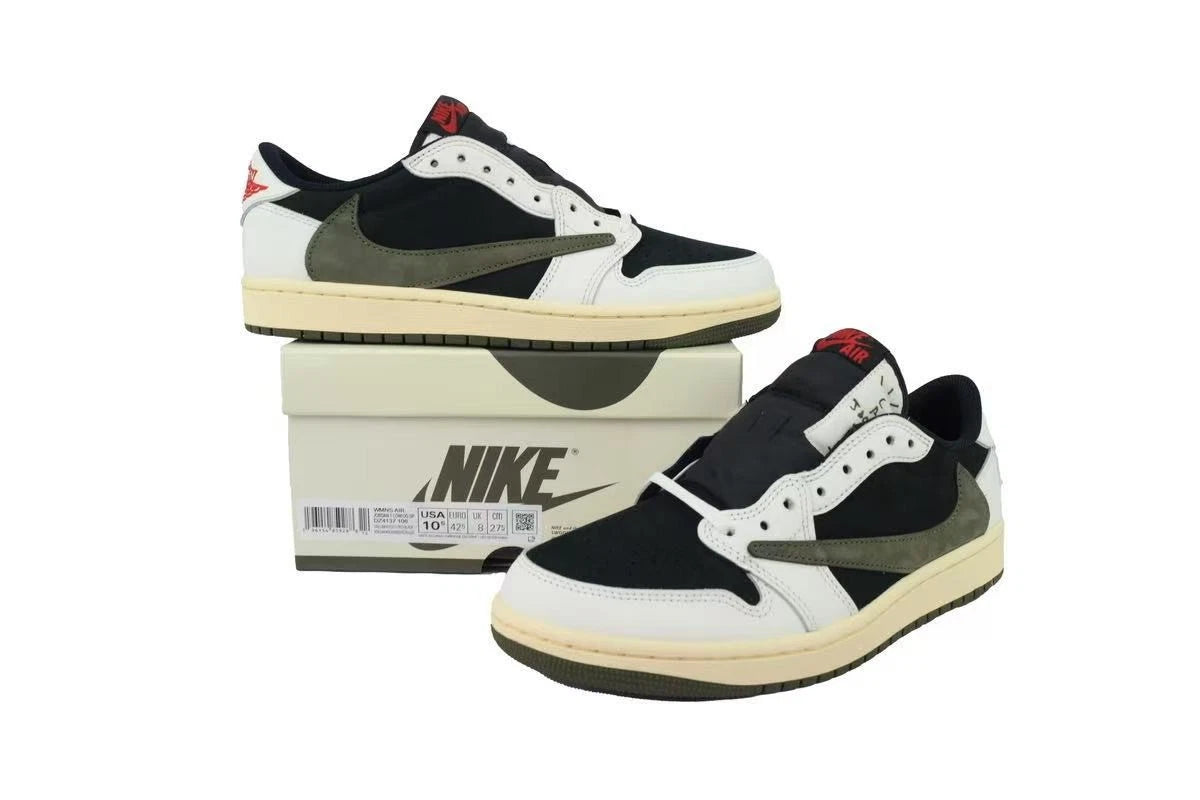 Sneaker