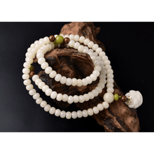 Weißes Jade Bodhi Samen Mala - 108 Perlen Armband/ Halskette
