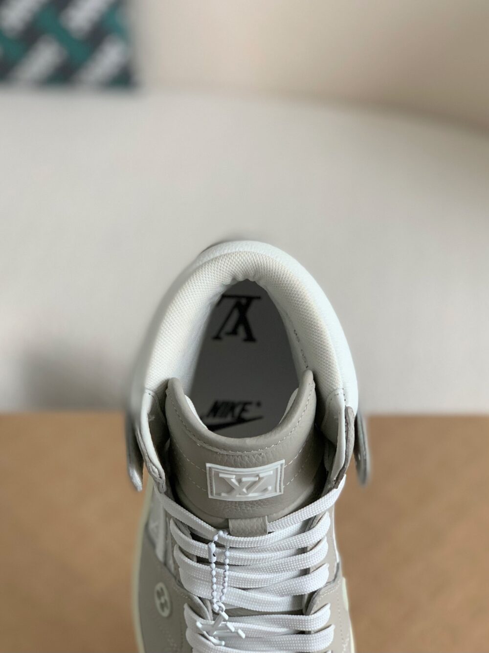 Sneaker