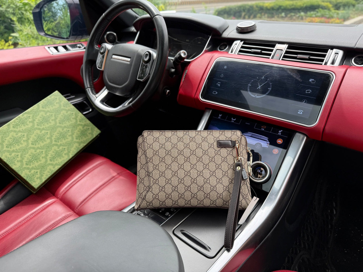 handbag
