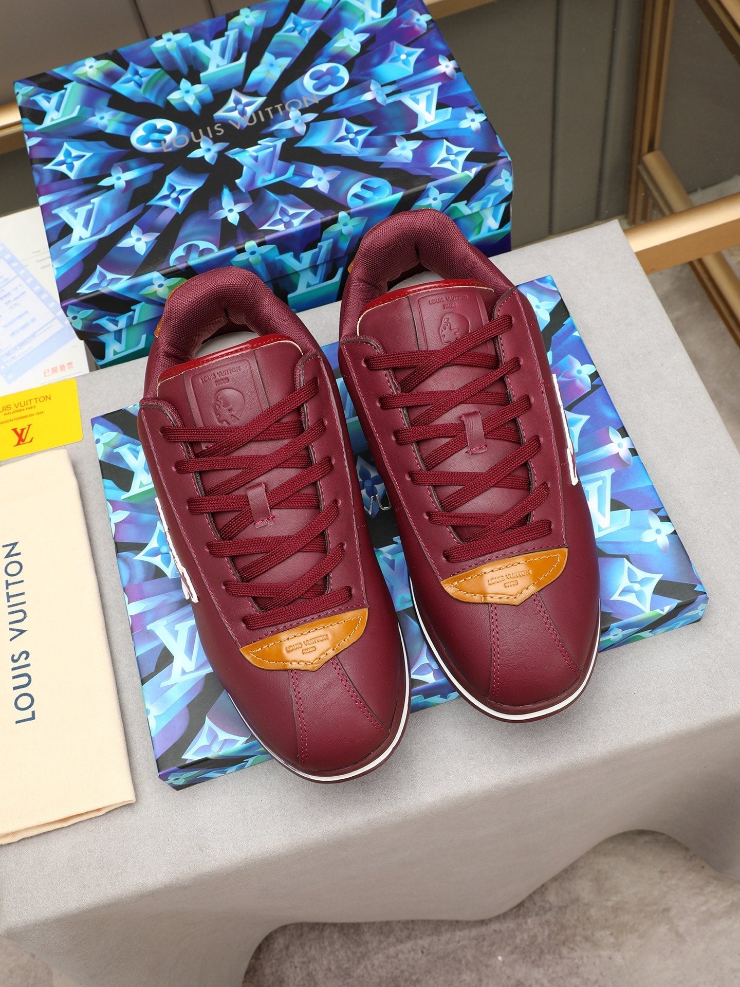Sneakers
