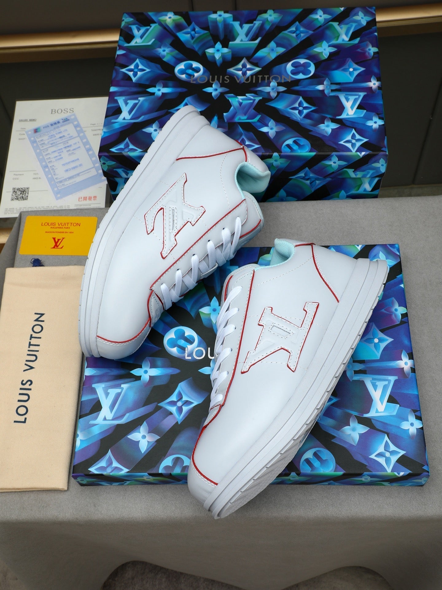 Sneakers