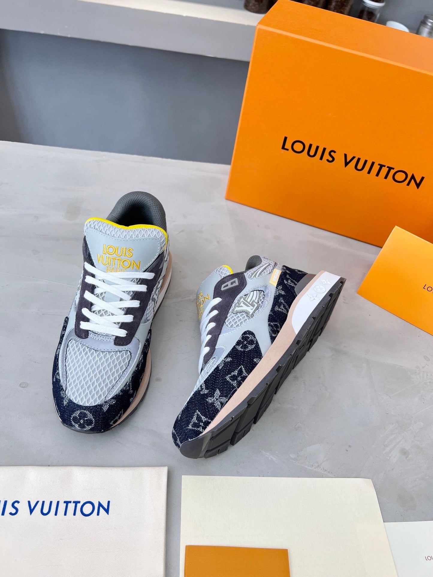 Sneakers