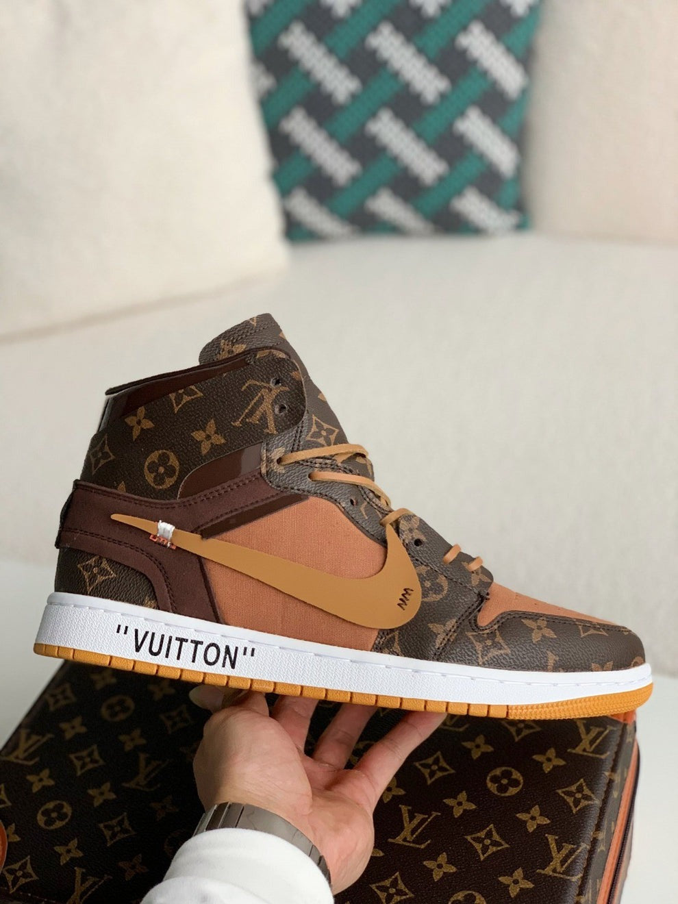 Sneaker