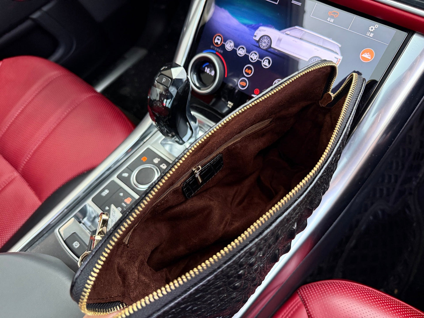 handbag