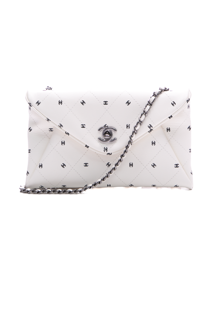 CC Envelope Chain Clutch