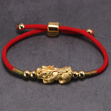 Rotes Kordelarmband mit Piyao-Anhänger