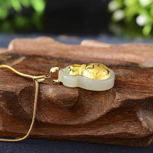 Hetische Jade-Anhänger-Halskette mit Geldbeutel für Reichtum & Glück