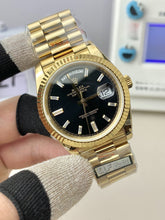 40 Onyx 10 Baguette Diamond Dial