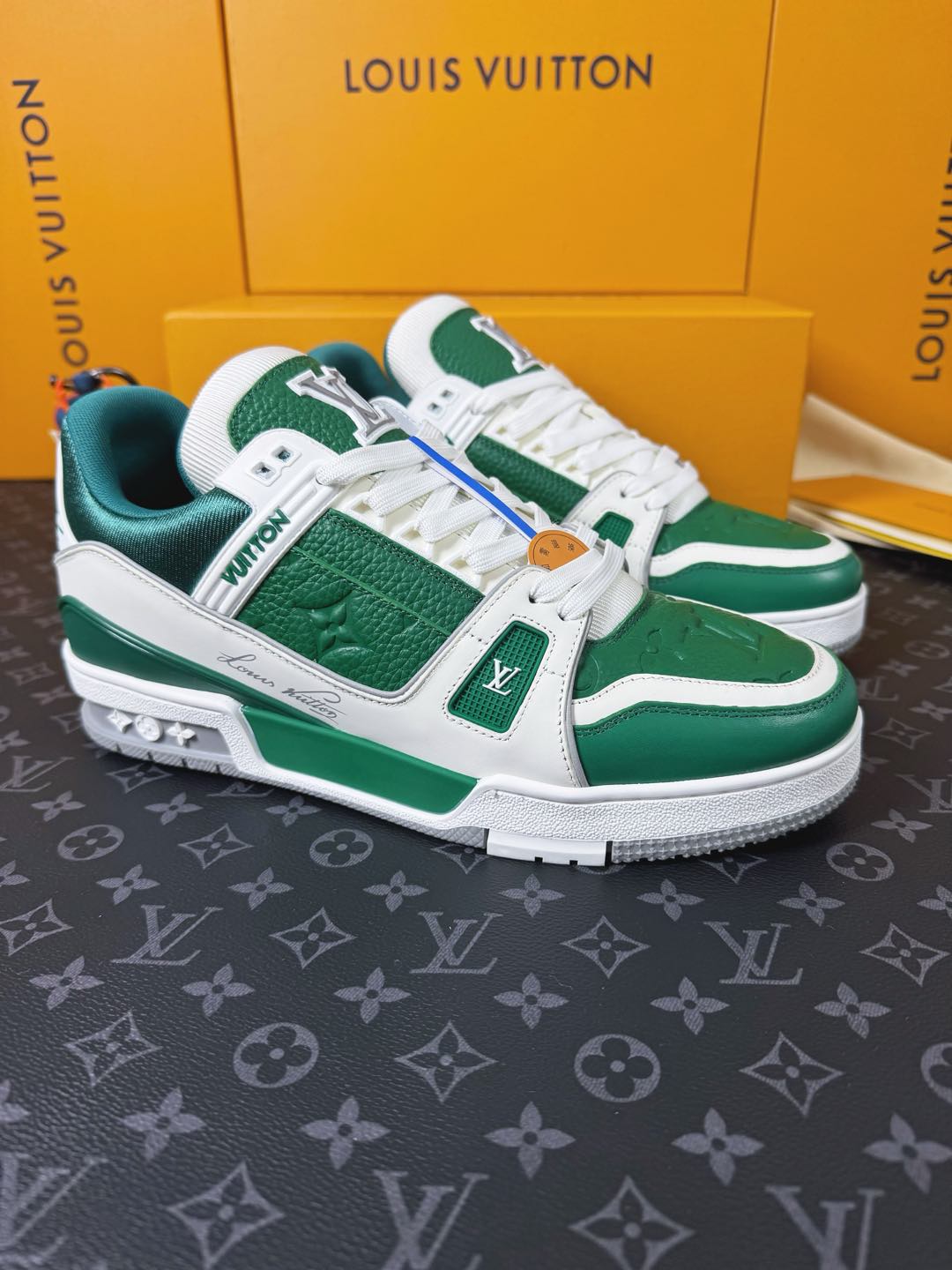 Sneakers