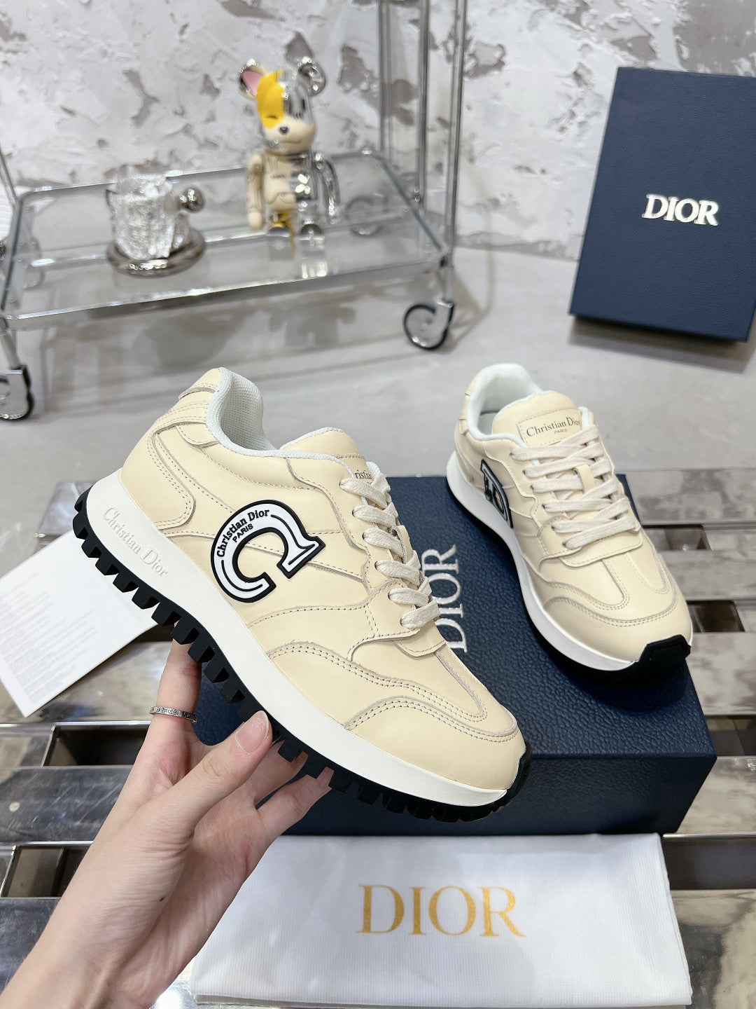 Sneakers