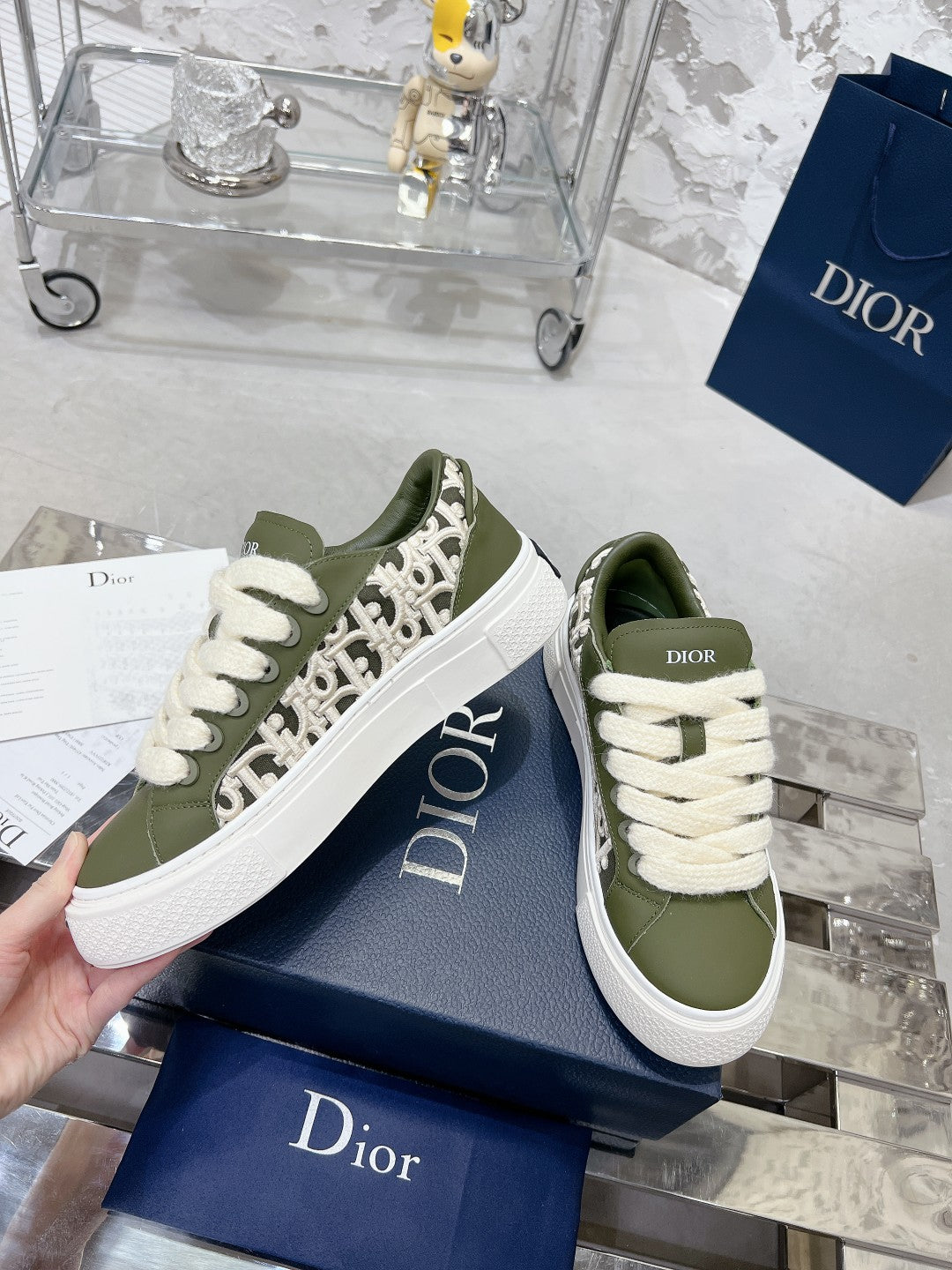 Sneakers
