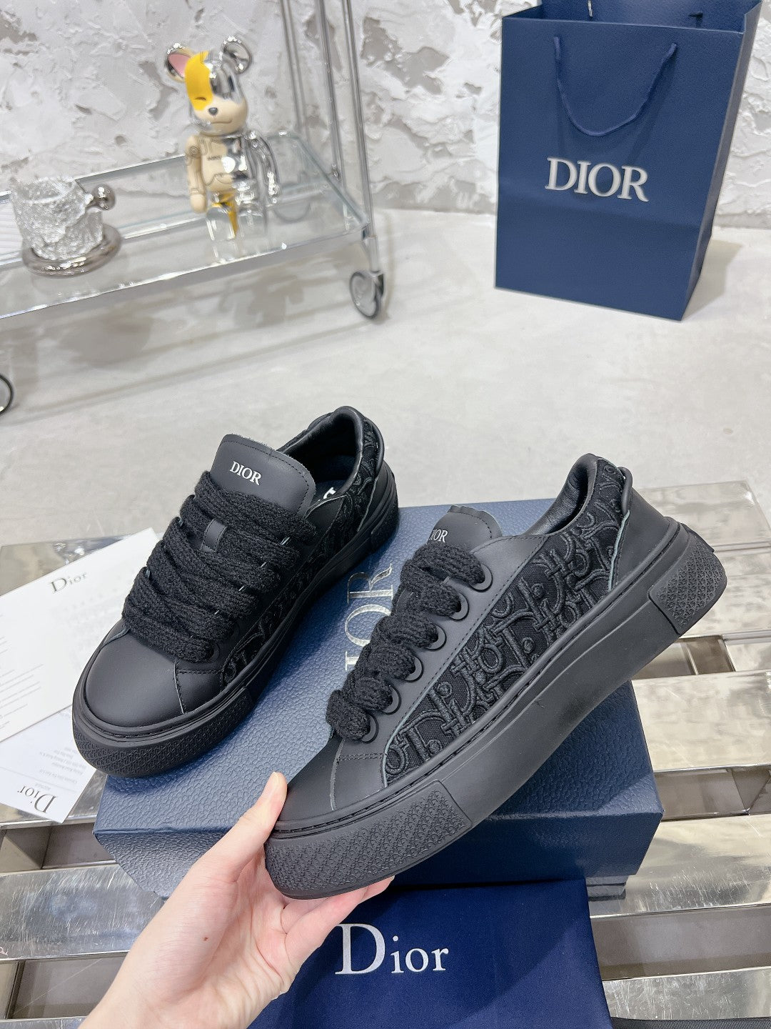 Sneakers